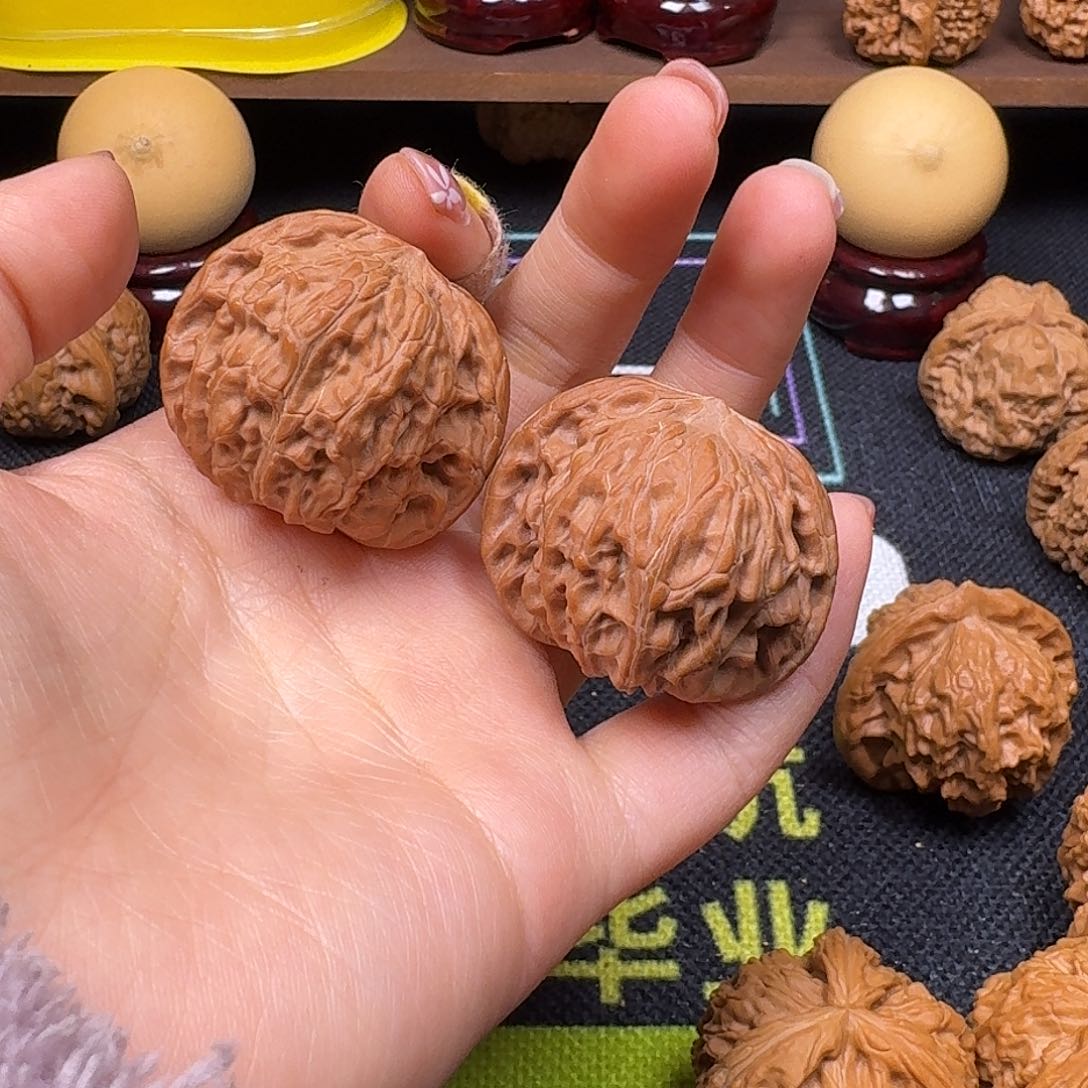 文玩核桃吊坠39磨盘