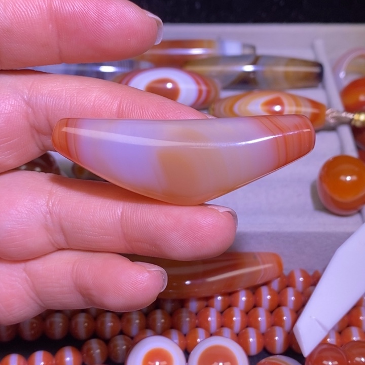 玛瑙/玉髓未镶嵌颈饰