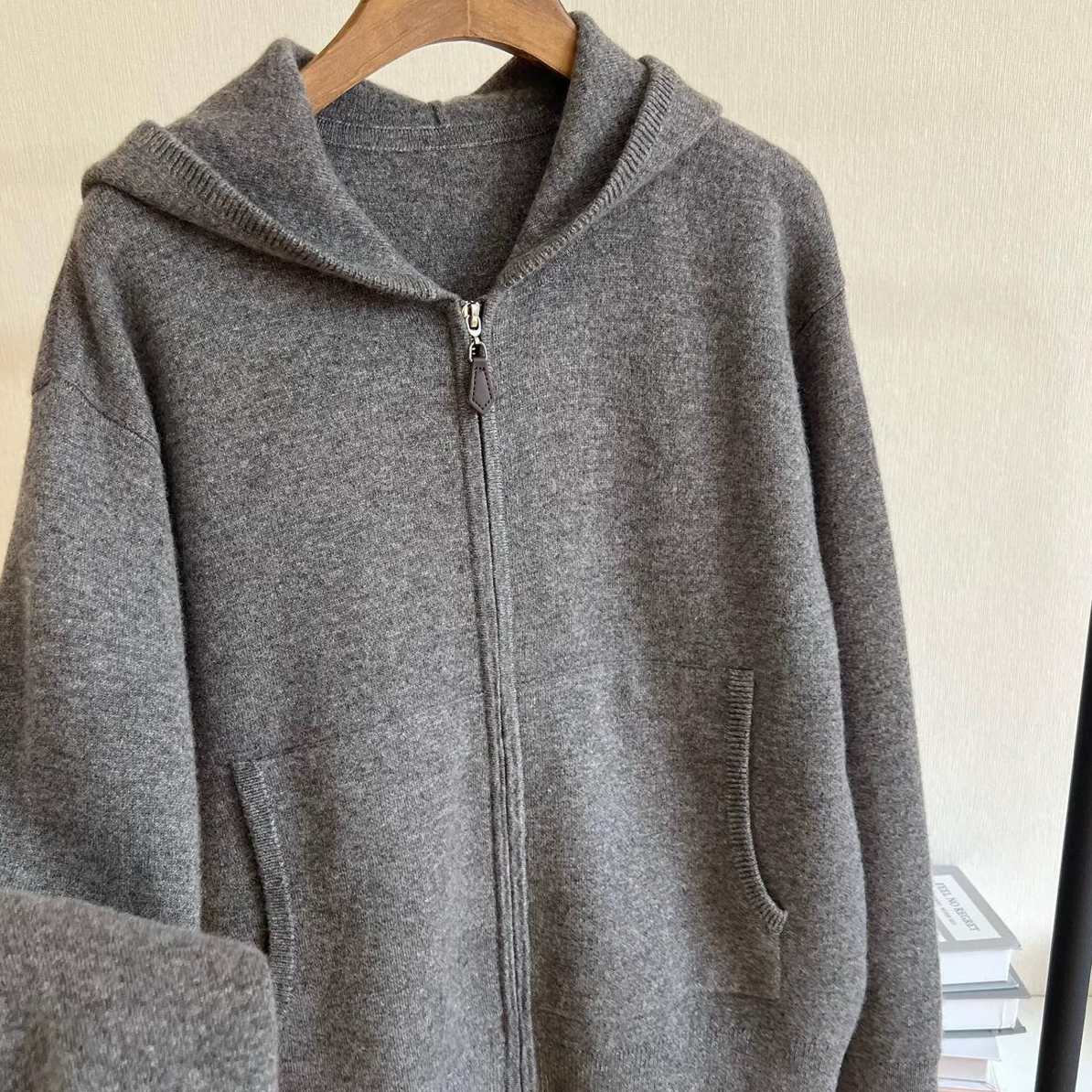 小暖炉女空气层加厚100%纯山羊绒双拉链连帽开衫秋冬新款毛衣外套