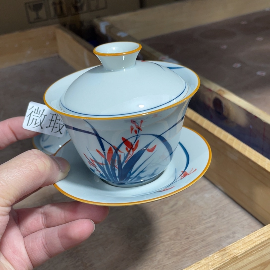 釉下手绘茶具微瑕