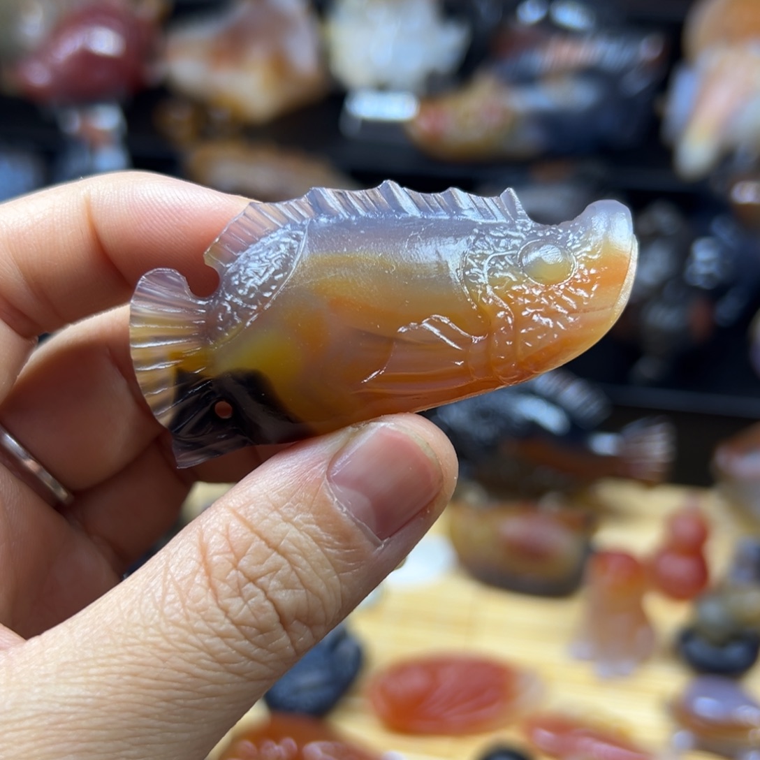 玛瑙/玉髓未镶嵌吊坠
