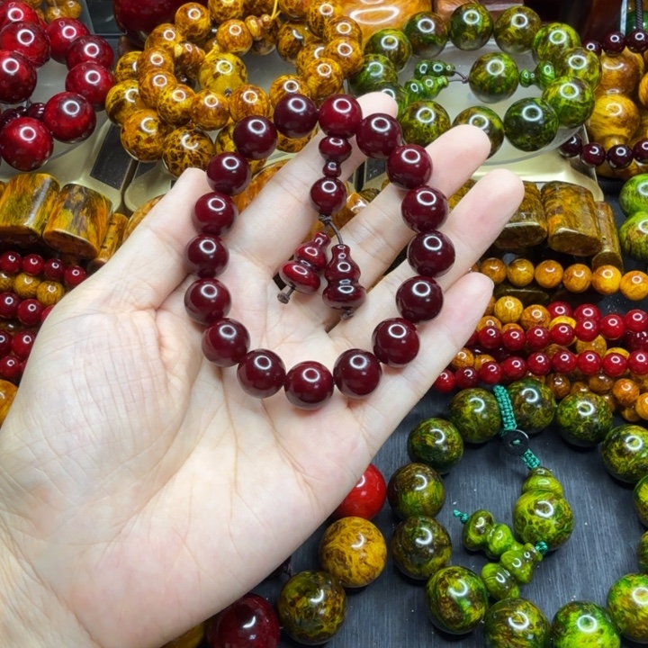 松木琥珀木文玩手串