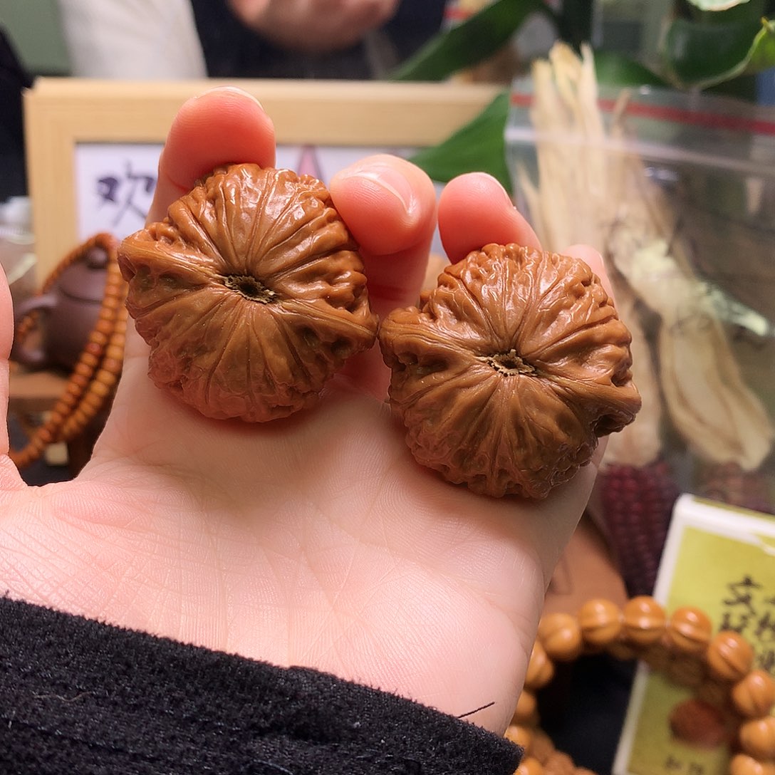 文玩核桃吊坠铁锤42