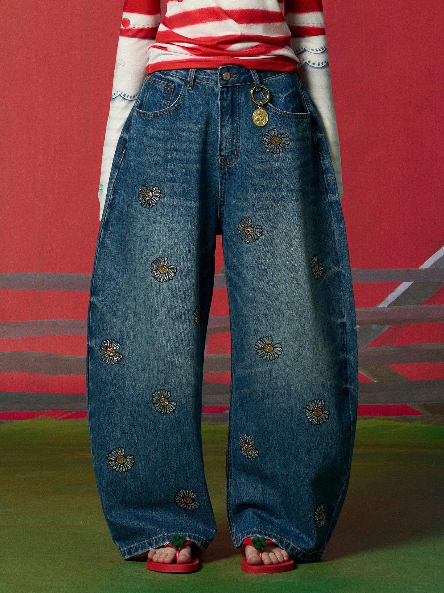 CHEERiUPi26春雏菊烫钻牛仔裤【赠限定马年金币挂件】(no退可换)