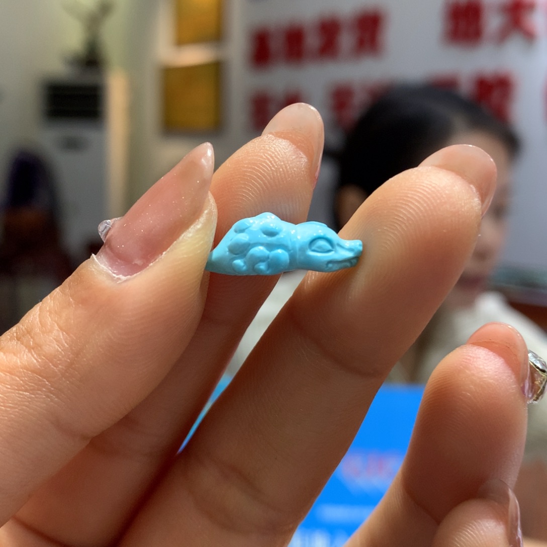 绿松石配饰未镶嵌