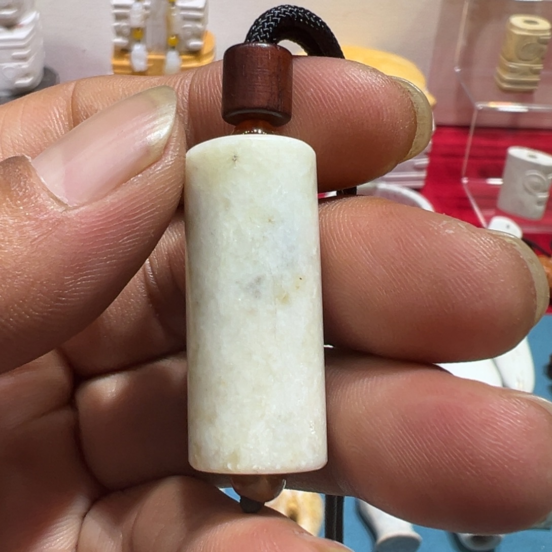 和田玉（糖玉）未镶嵌挂件不喜欢就算啊哈哈都行你还