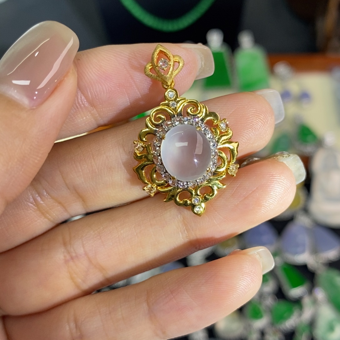 翡翠18K金镶嵌颈饰A货翡翠