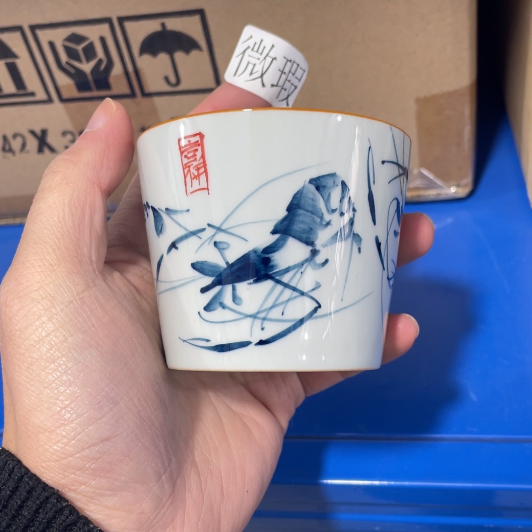 釉下手绘茶具微瑕