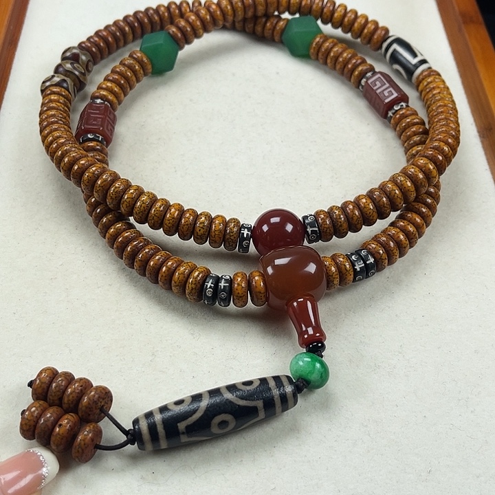 有***c星月菩提手串星月