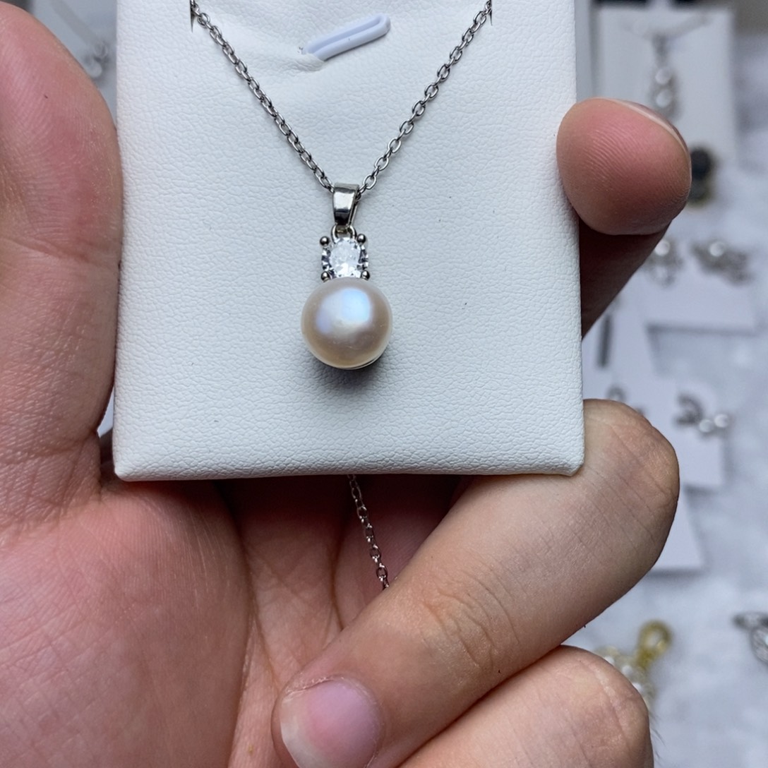 淡水珍珠耳饰未镶嵌