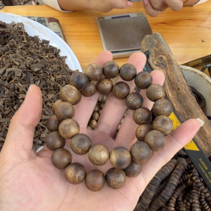 沉香沉香碎屑单圈1.4乌身16克多样性发一