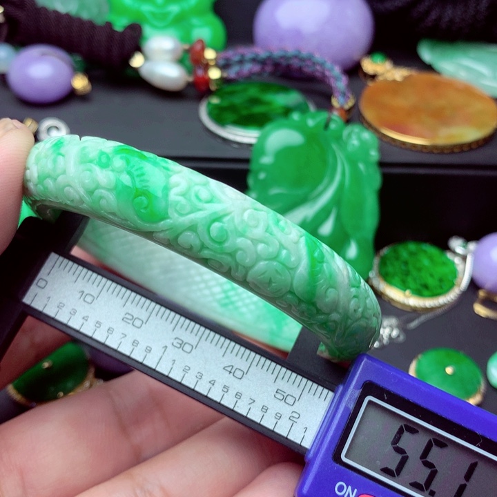 翡翠未镶嵌手镯手镯