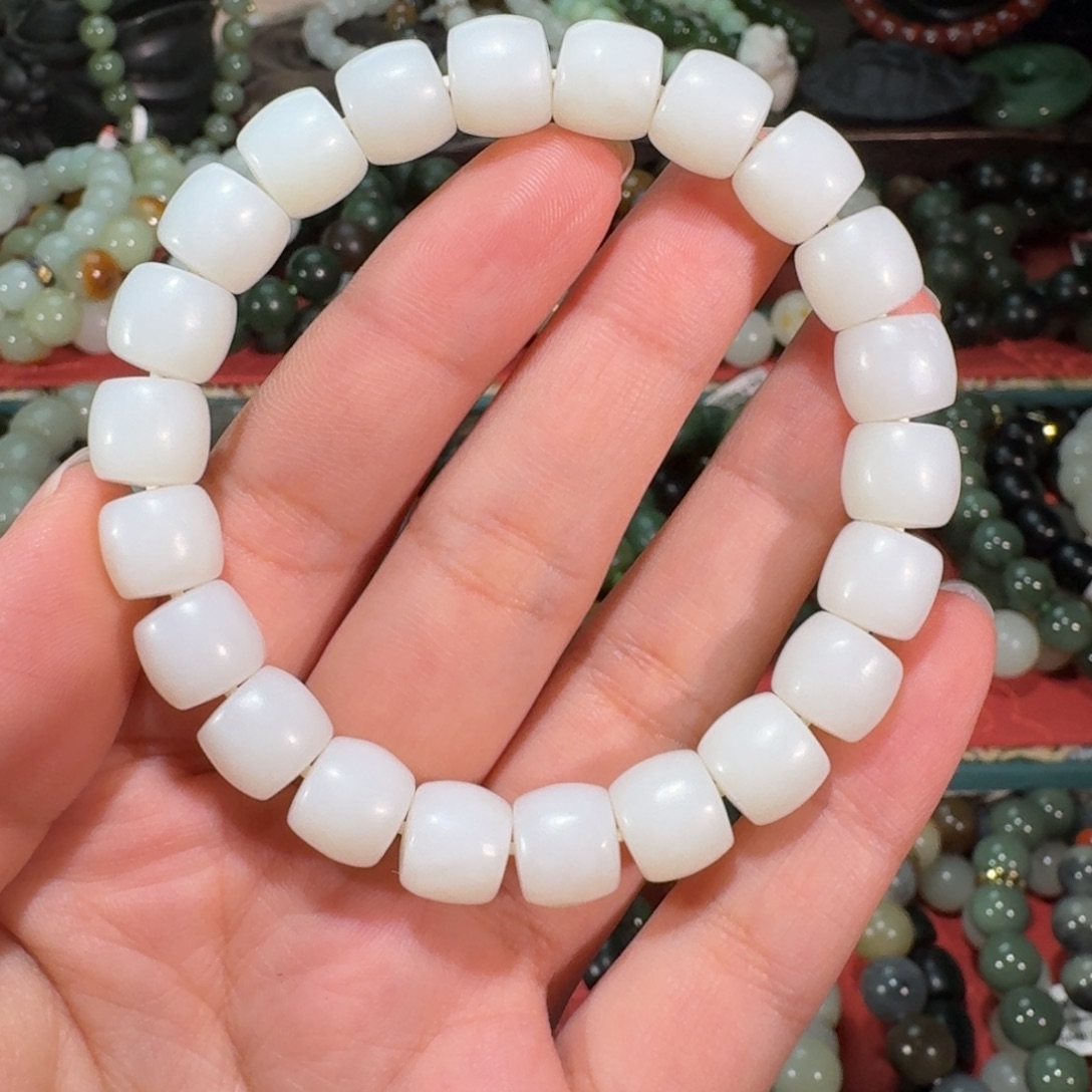 和田玉未镶嵌手链