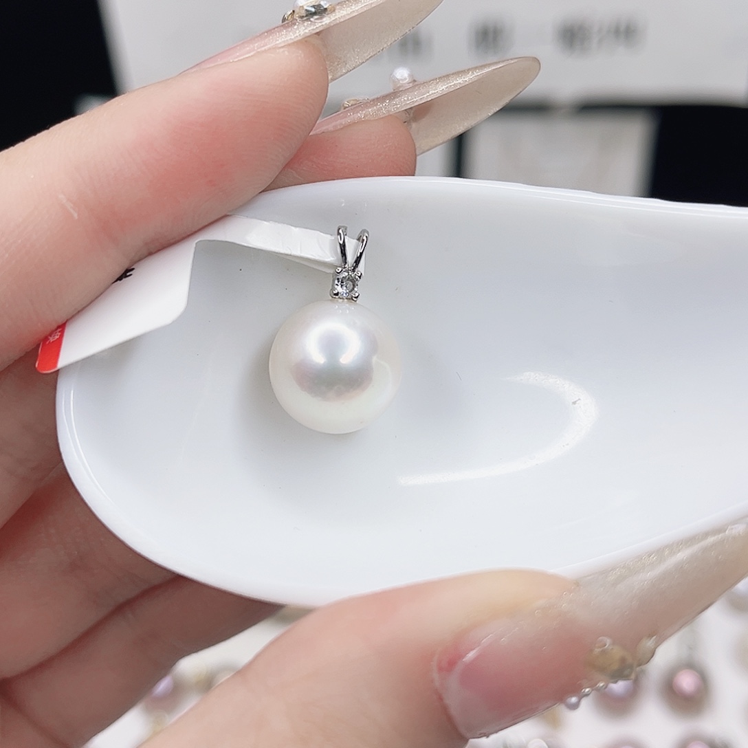合金吊坠(赠链)淡水珍珠