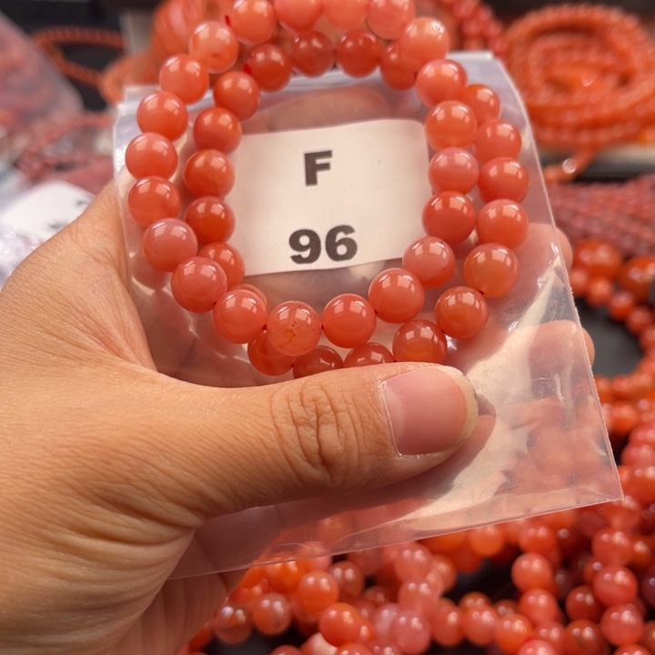 南红玛瑙未镶嵌多样性发货默认微瑕称重9mm2条