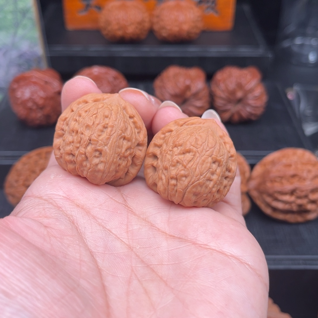 【闪购商品】文玩核桃吊坠原树蛇皮