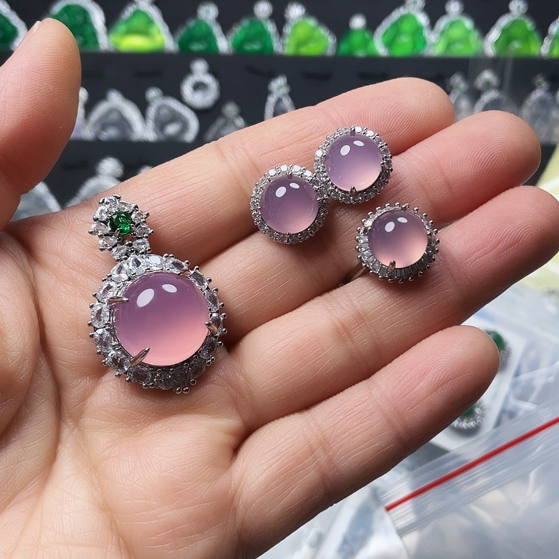 玛瑙/玉髓颈饰合金