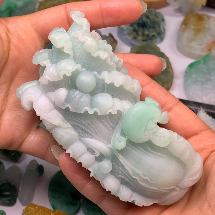 定制翡翠未镶嵌翡翠