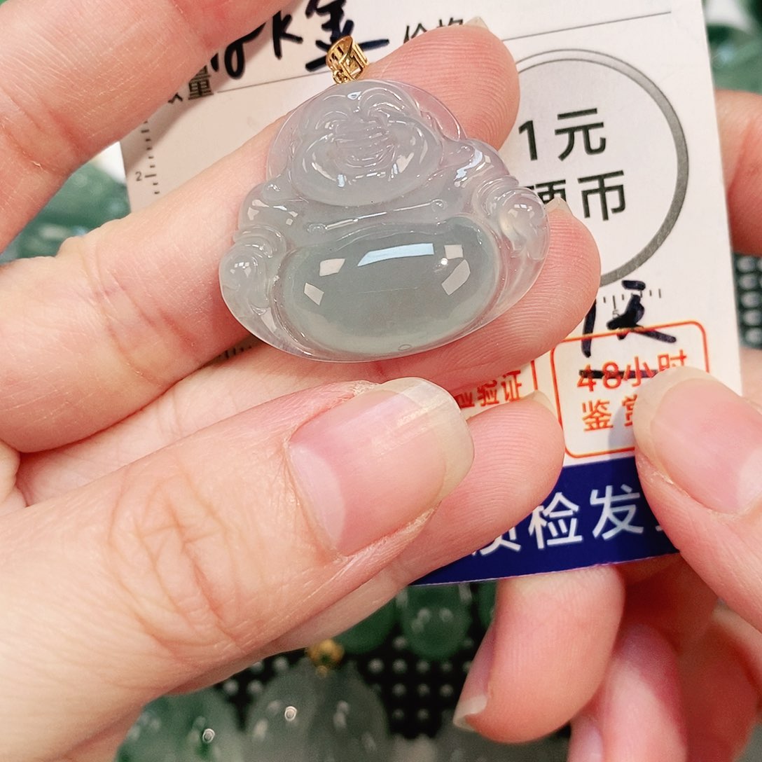 翡翠颈饰18K金镶嵌吊坠