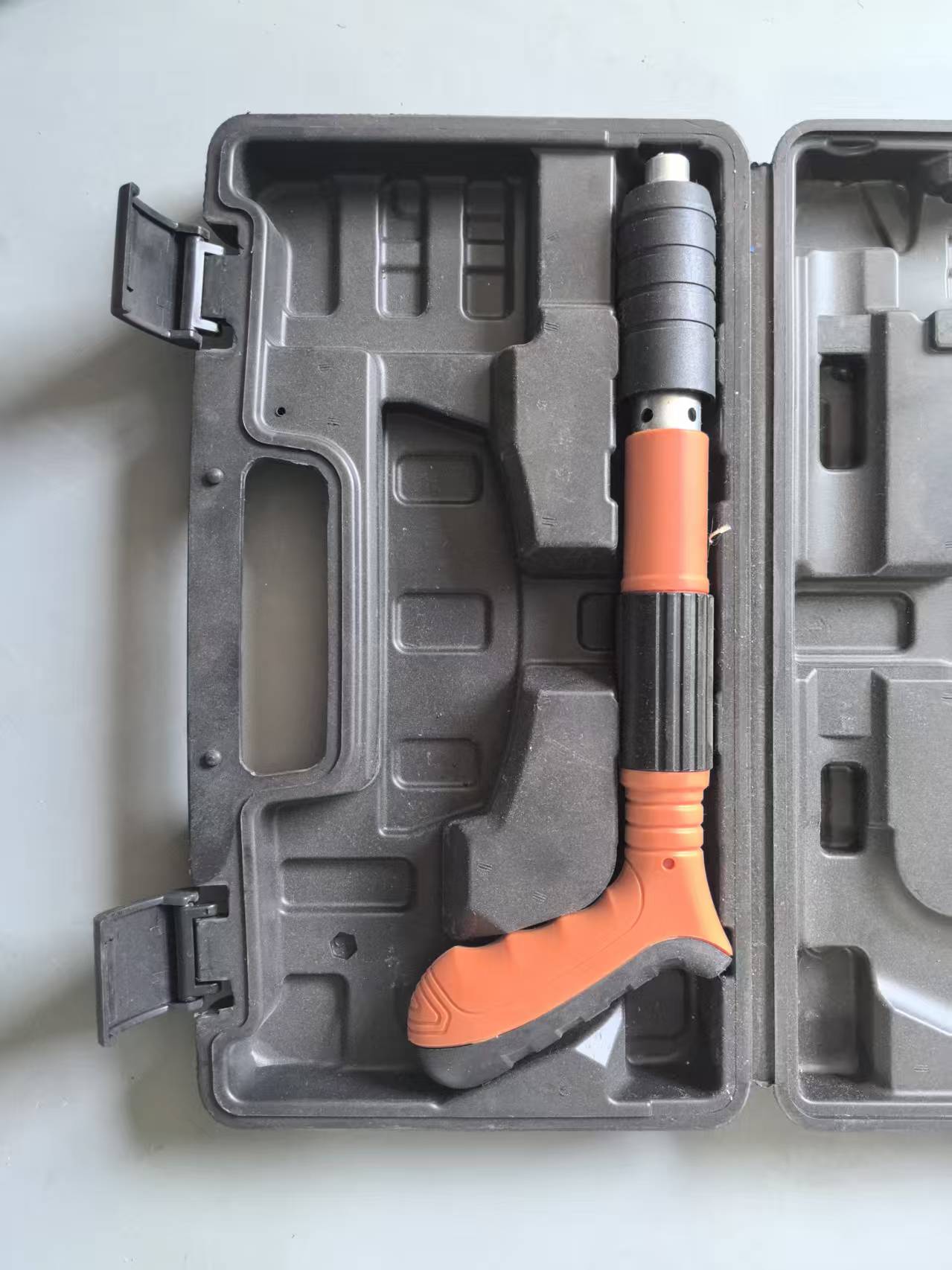  新款全钢打钉神器炮钉枪