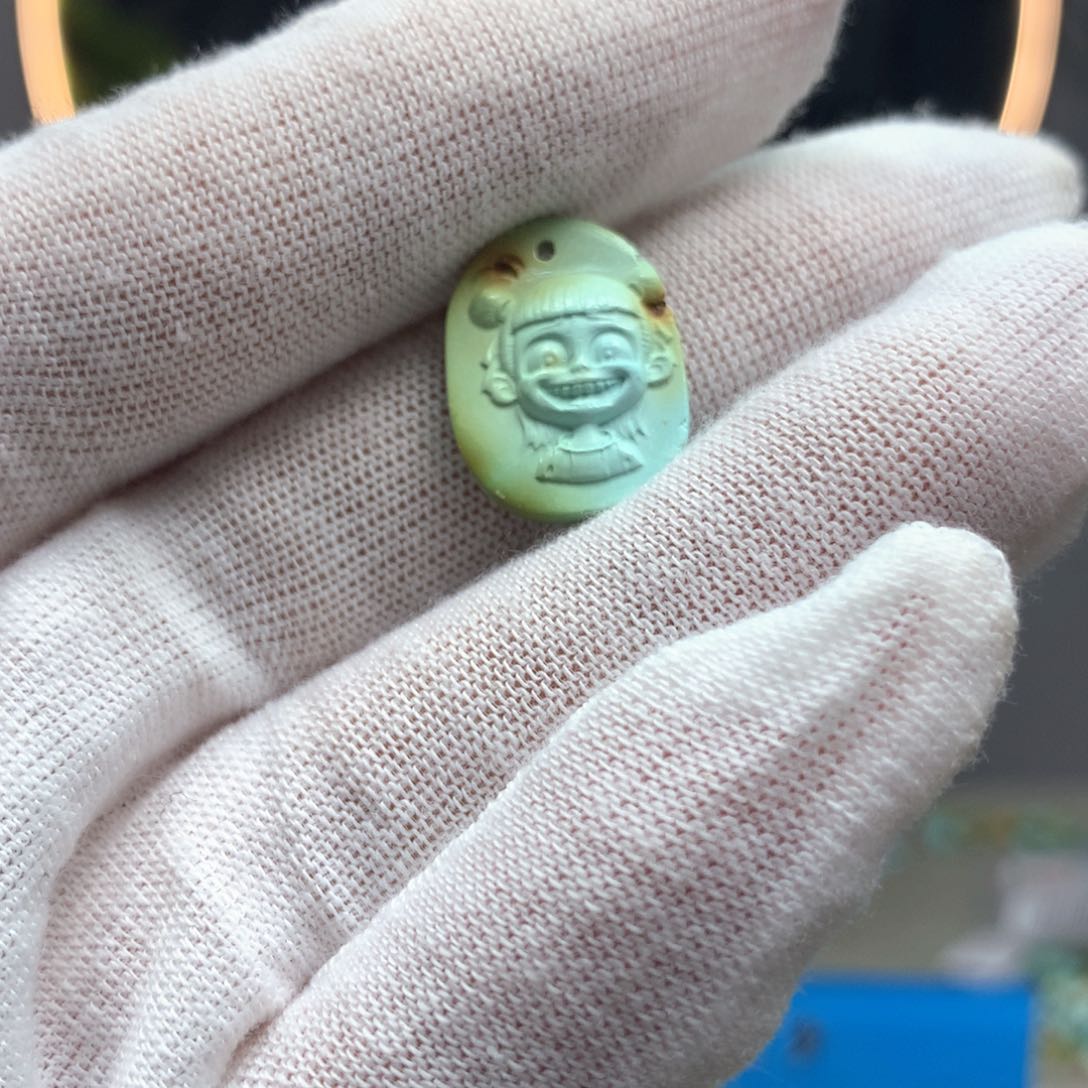 绿松石未镶嵌挂件