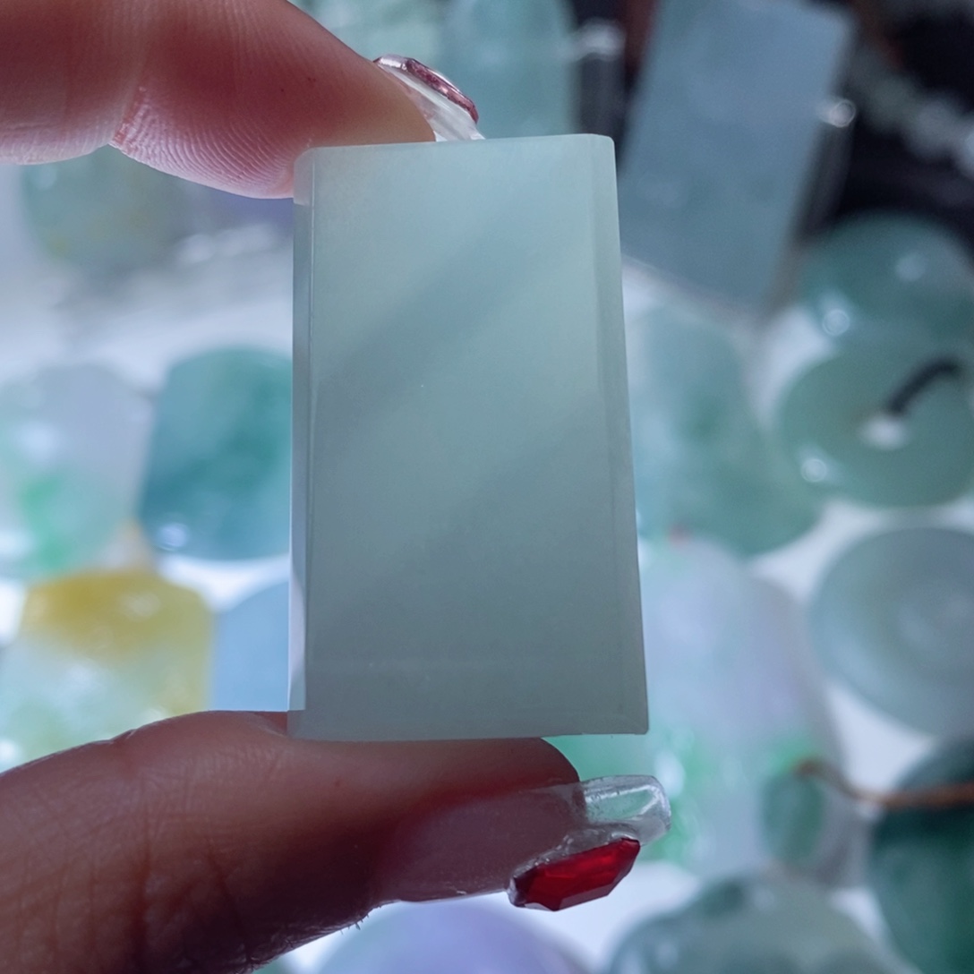 定制翡翠未镶嵌天然翡翠