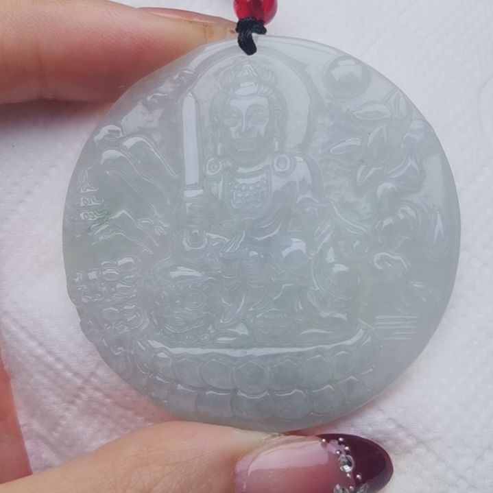 翡翠颈饰未镶嵌天然的A货翡翠