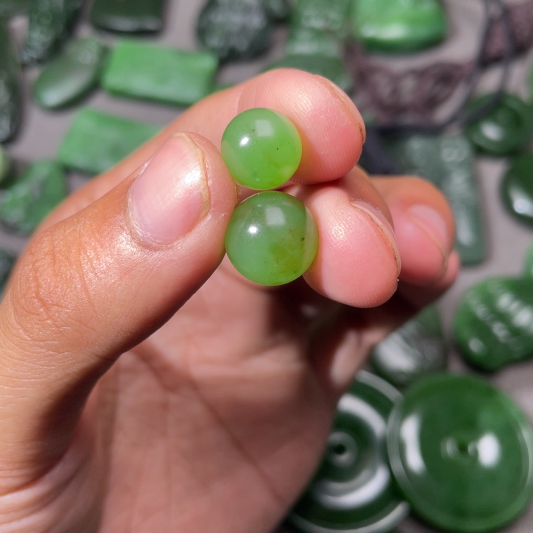 和田玉（碧玉）未镶嵌颈饰