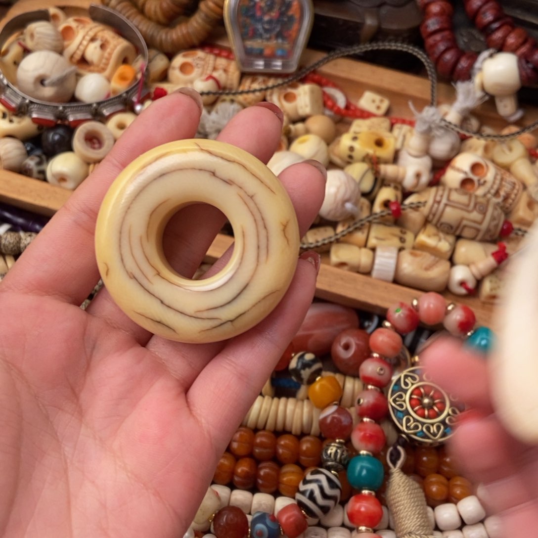 香榧木将****@喜马拉雅珠串