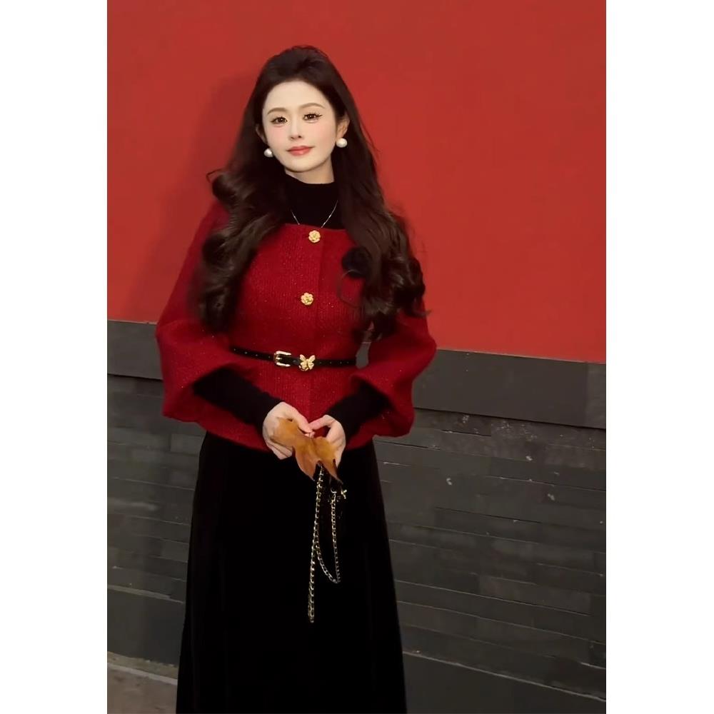 冬季富家千金名媛气质小洋装高级感小香风红色新年战袍连衣裙套装