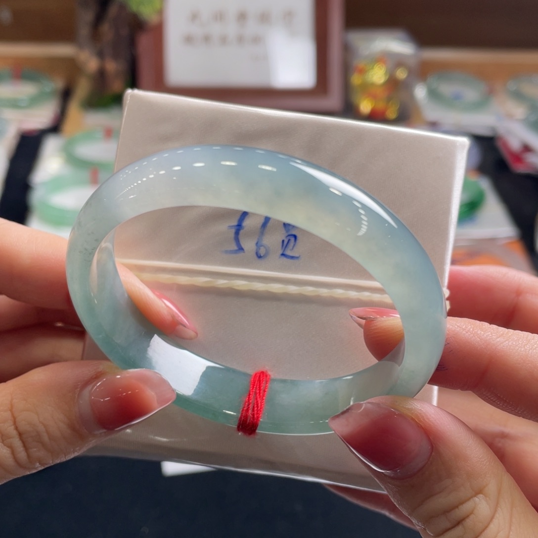 翡翠手镯未镶嵌56贵天然A货