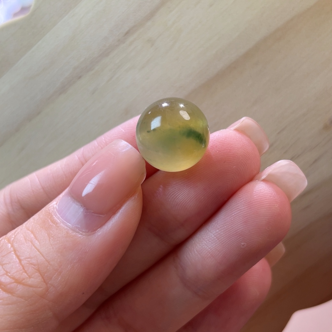 翡翠散珠天然缅a黄加绿单珠