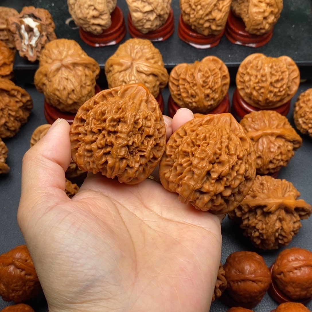 文玩核桃把件46官帽