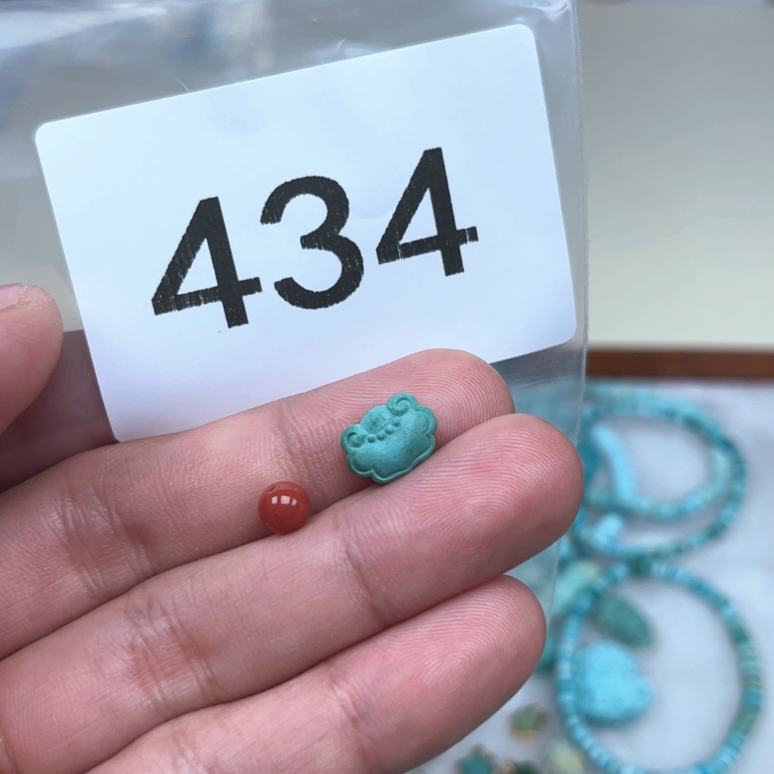 南红玛瑙未镶嵌珠宝奇石