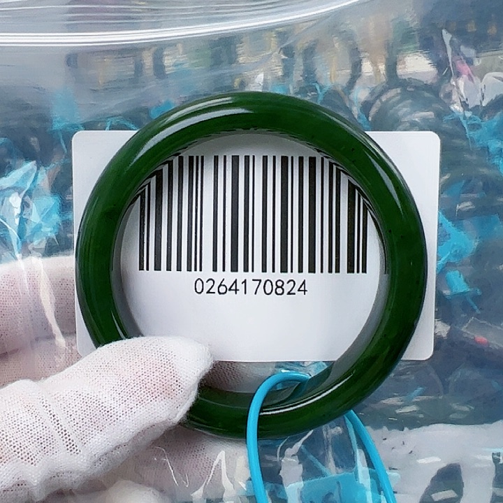 和田玉手镯未镶嵌5556