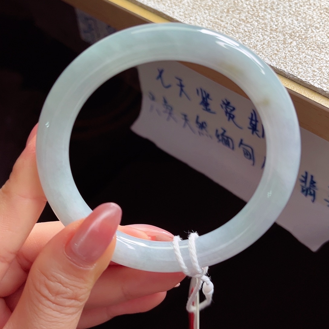 翡翠未镶嵌手镯手镯