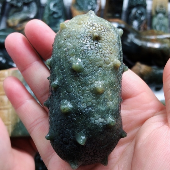 岫岩河磨玉（透闪石质玉）把件未镶嵌