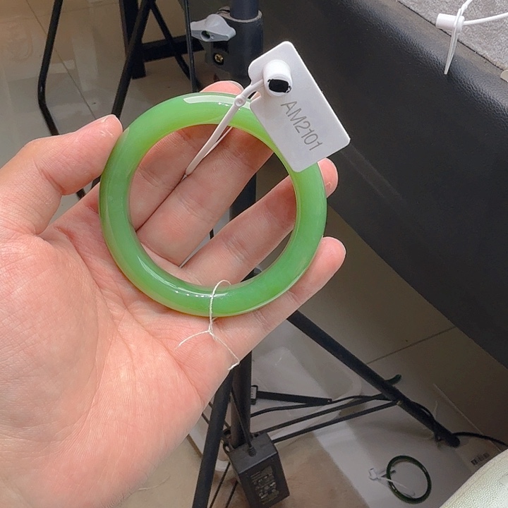 和田玉（碧玉）手镯未镶嵌