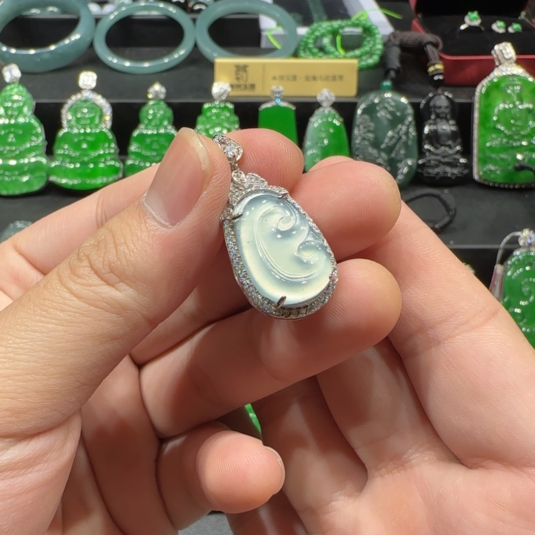 翡翠银S925镶嵌颈饰天然翡翠A货如意