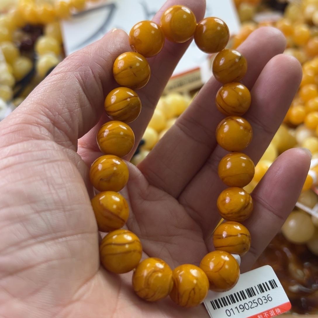 琥珀珠宝奇石未镶嵌