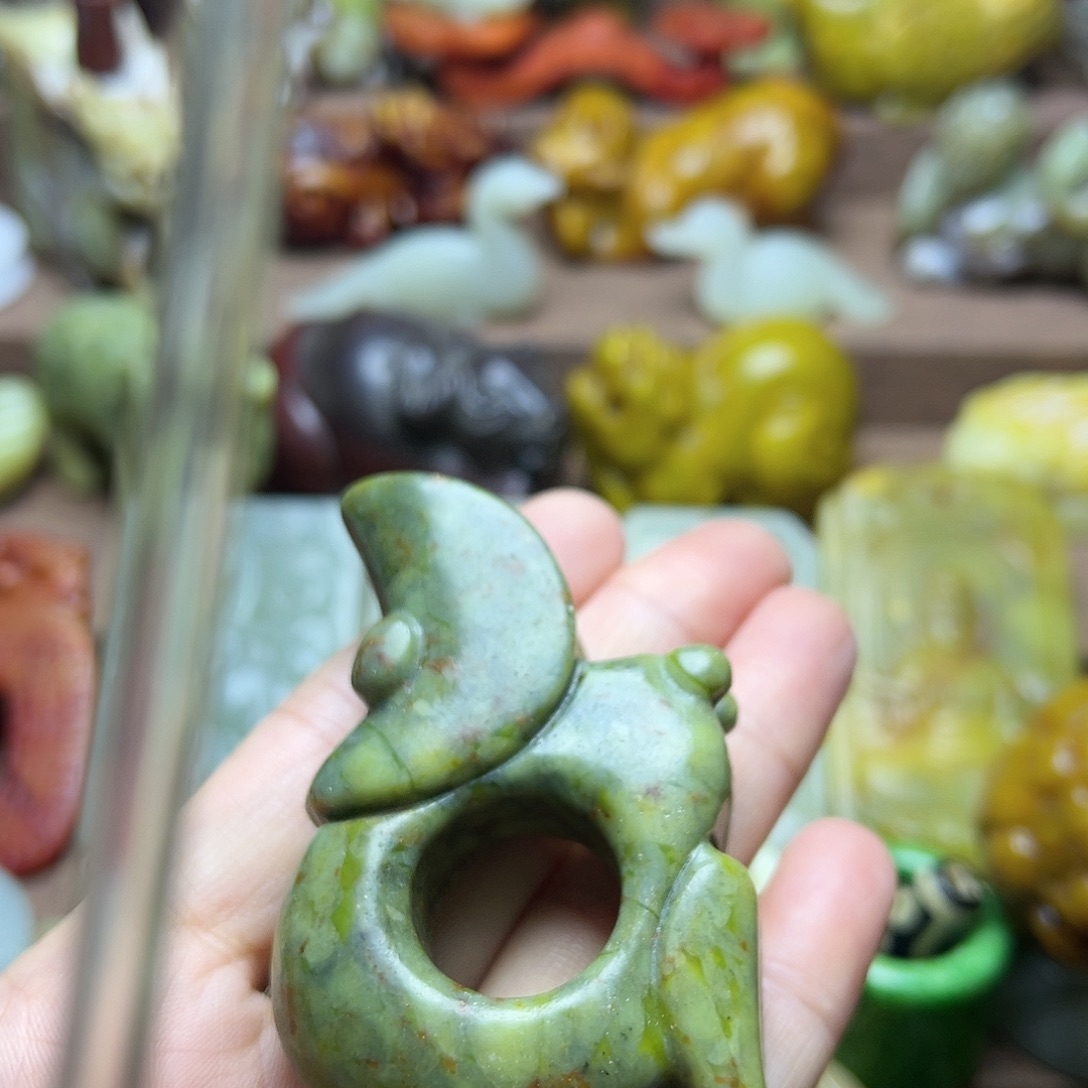 白玉菩提吊坠11。。