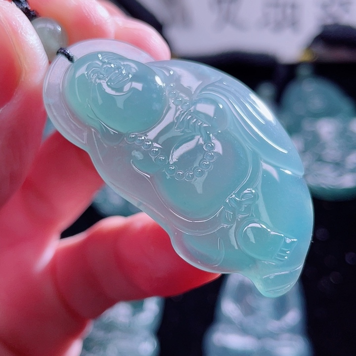 翡翠颈饰未镶嵌9999999999