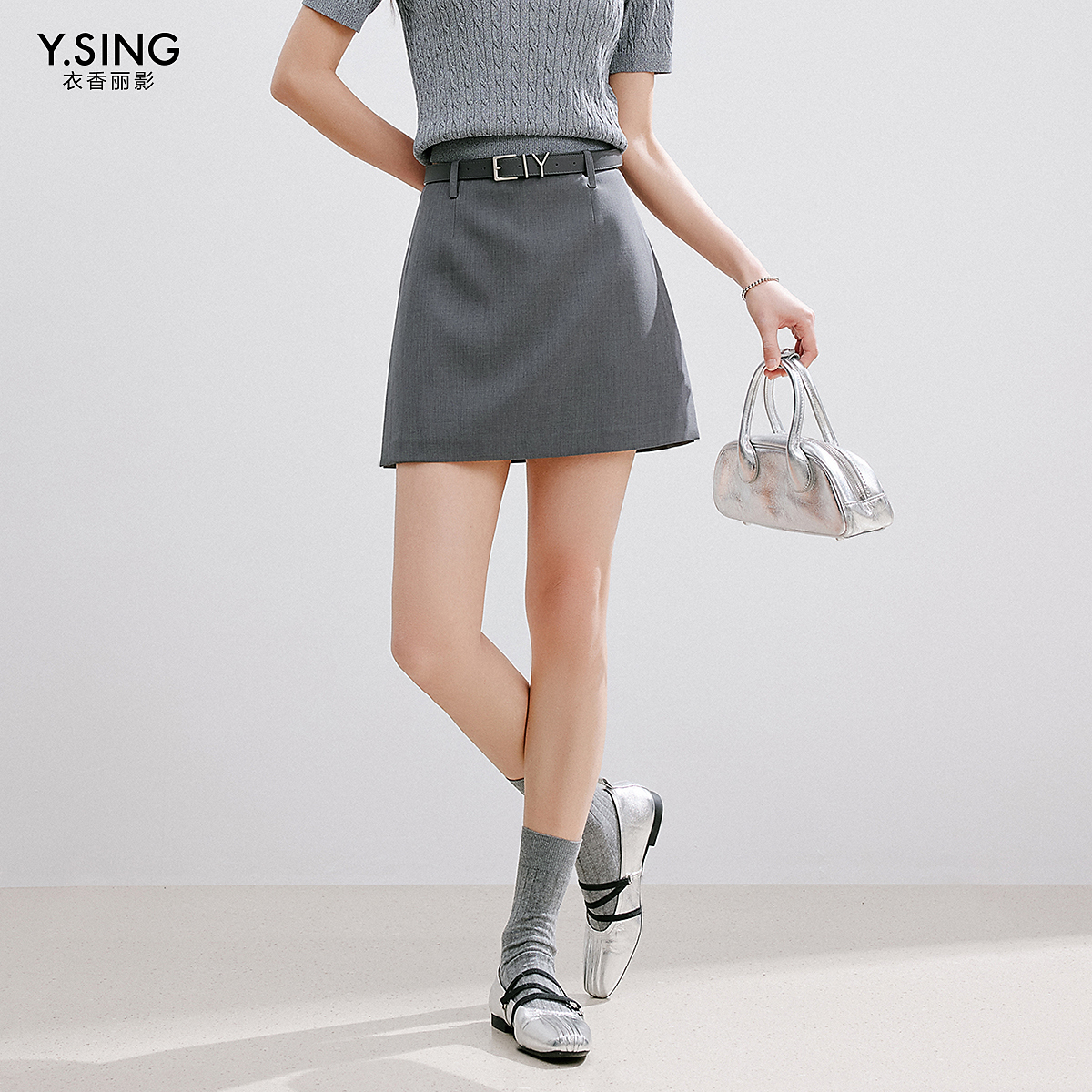 衣香丽影灰色老钱风短裙半身裙女2025夏装新款设计感开衩A字裙子