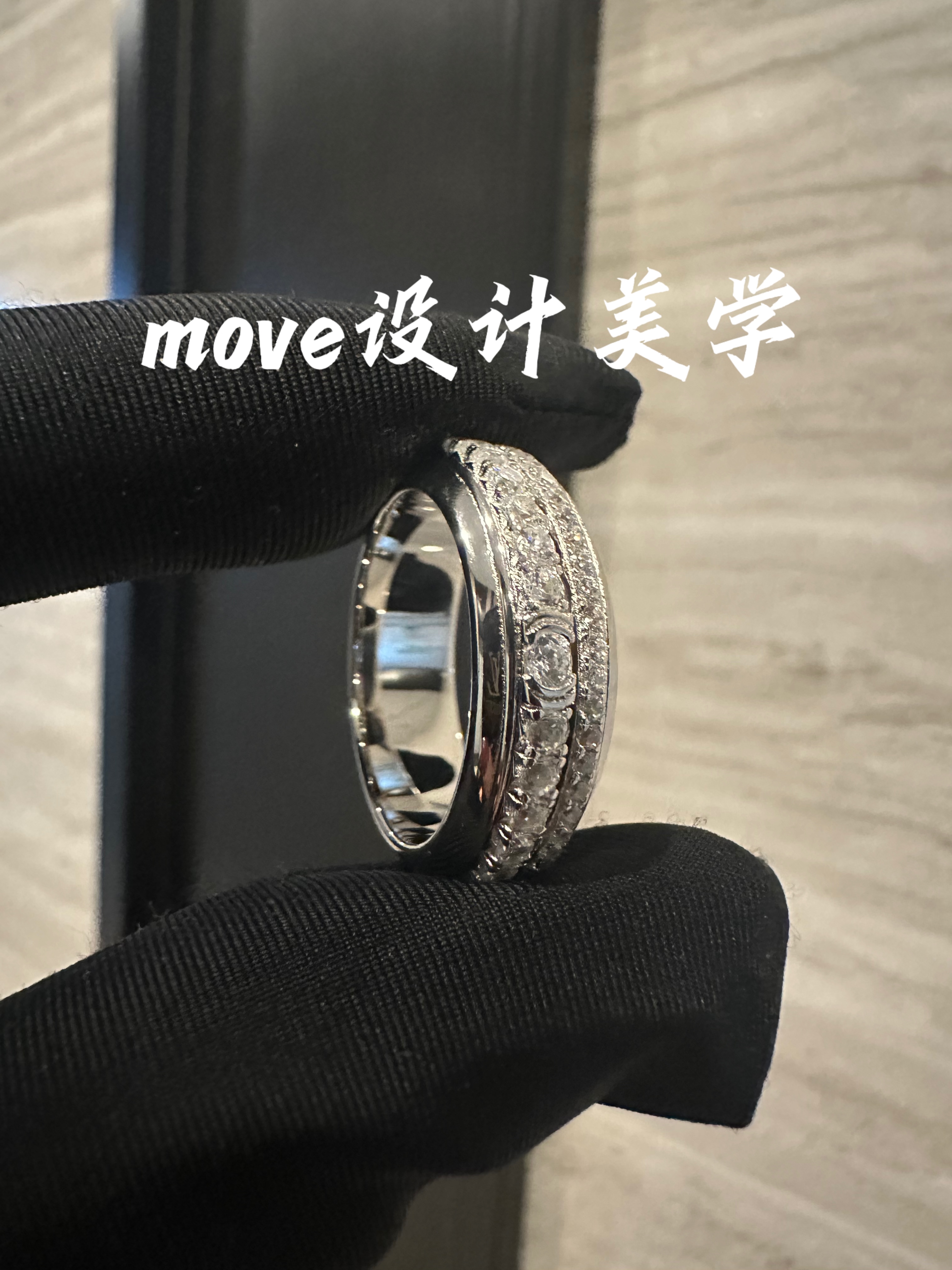 925银合成锆石戒指 转动【宽2圈转动】重工通体