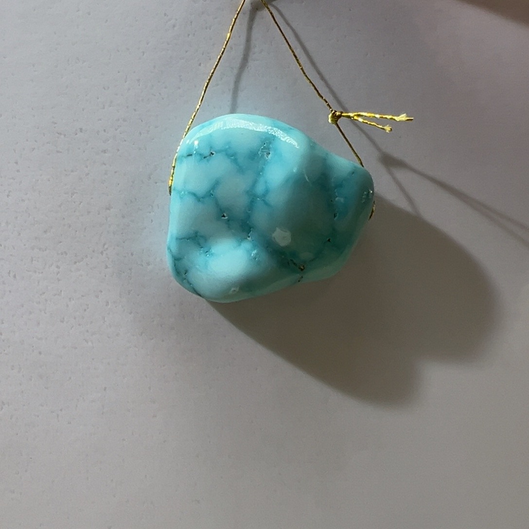 绿松石未镶嵌挂件