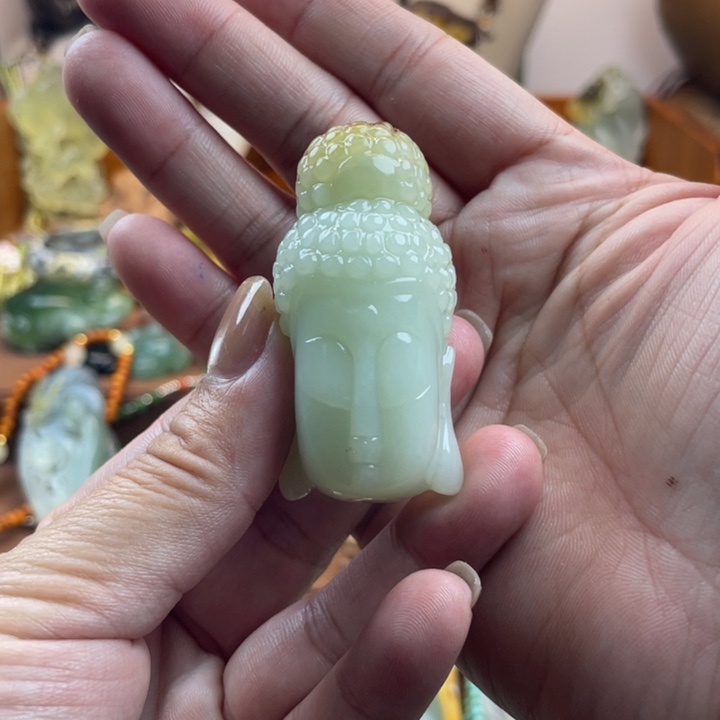 B***y蛇纹石玉未镶嵌吊坠