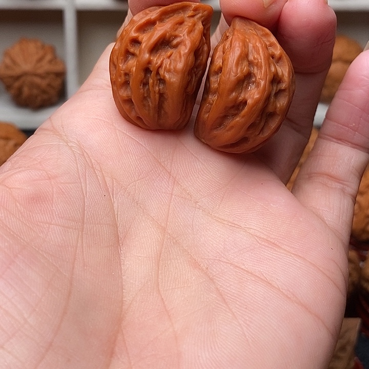 吊坠文玩核桃半臂