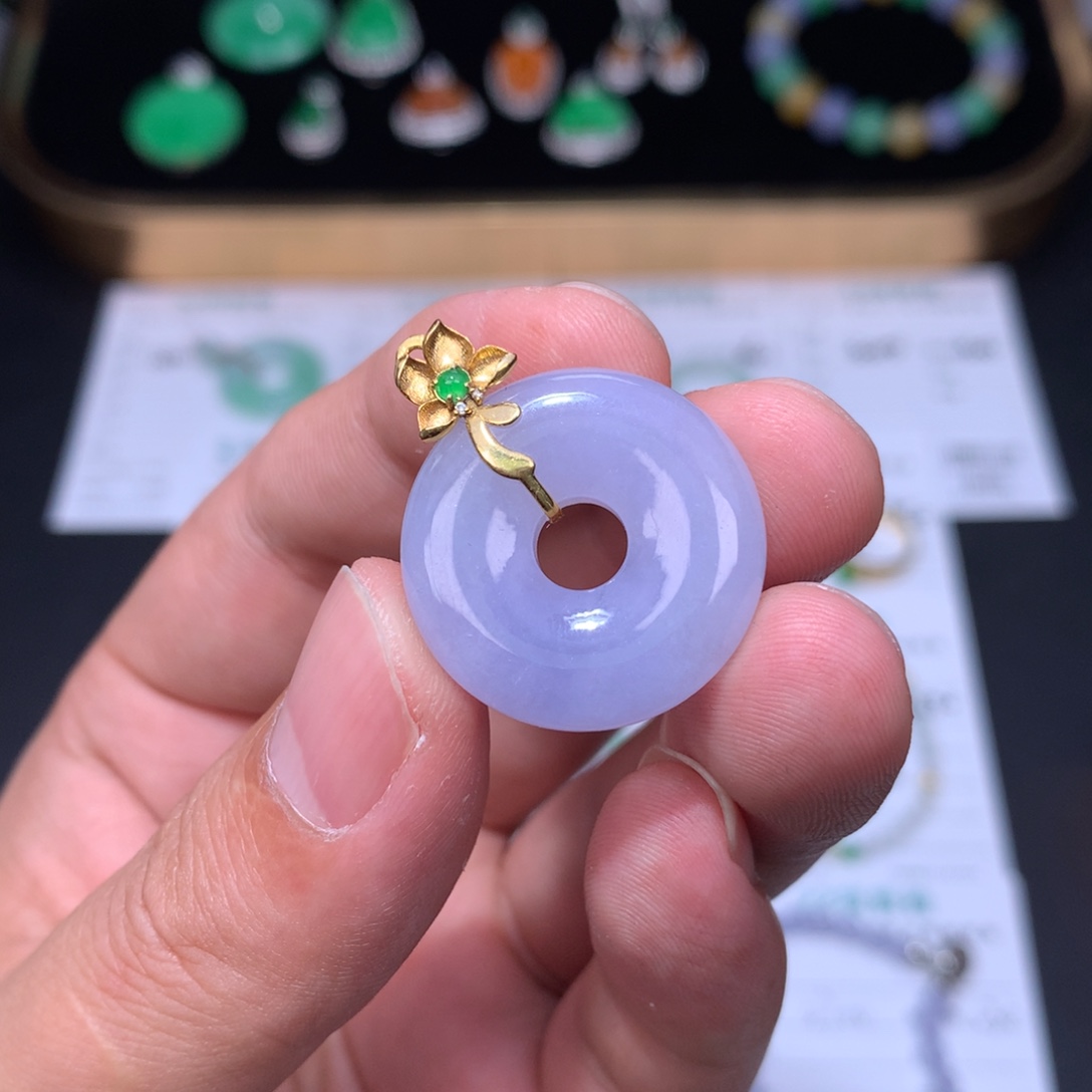 翡翠18K金镶嵌颈饰48小时鉴赏期退货不扣服务费