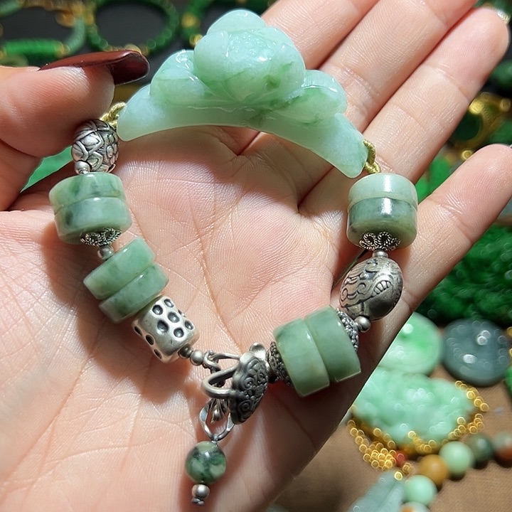 翡翠手串银S925镶嵌翡翠手串