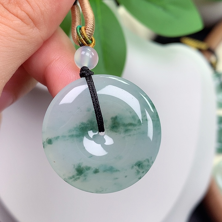 颈饰未镶嵌翡翠平安扣 29.9x5.1mm